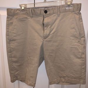 Gap khaki shorts